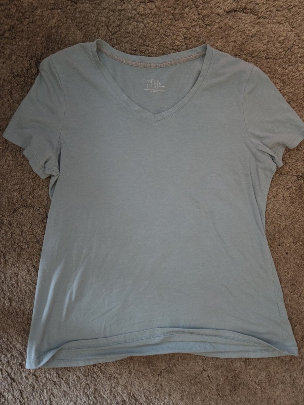 Basic Tee Bundle - L/XL - Picture 6 of 8
